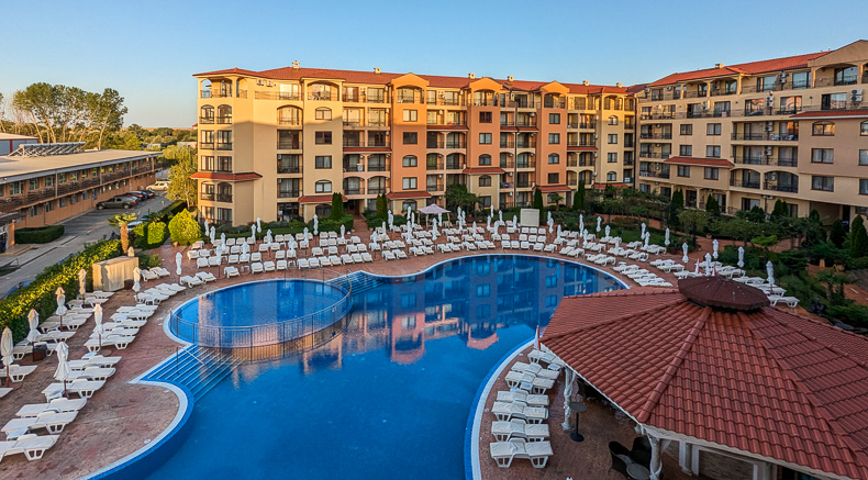Hotel & Spa Diamond Residence, Poolblick vom Balkon